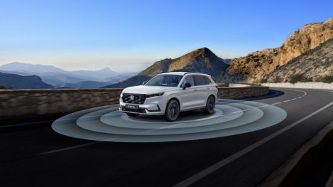 CR-V FULL HYBRID e PLUG-IN HYBRID